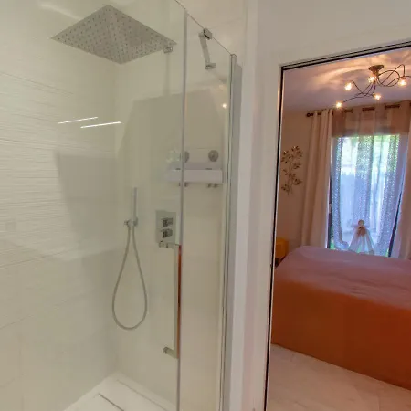 빌라 Maison 200m2 4ch Jacuzzi *