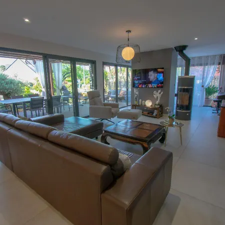 Maison 200m2 4ch Jacuzzi Villa *